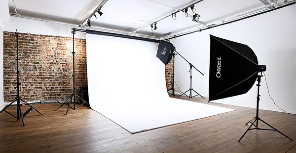Affordable photography studio hire in greenwich for creatives